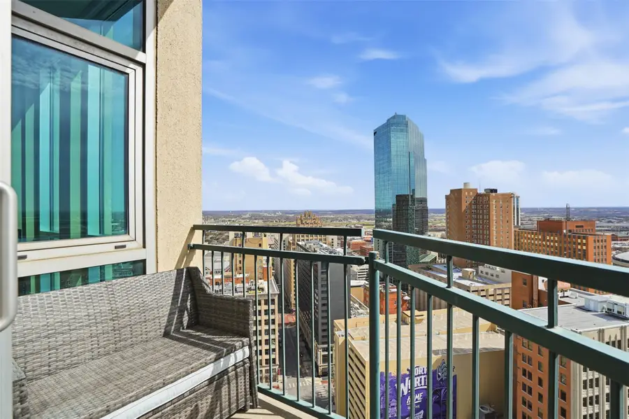 500 Throckmorton Street #2111, Fort Worth, TX 76102 - #3