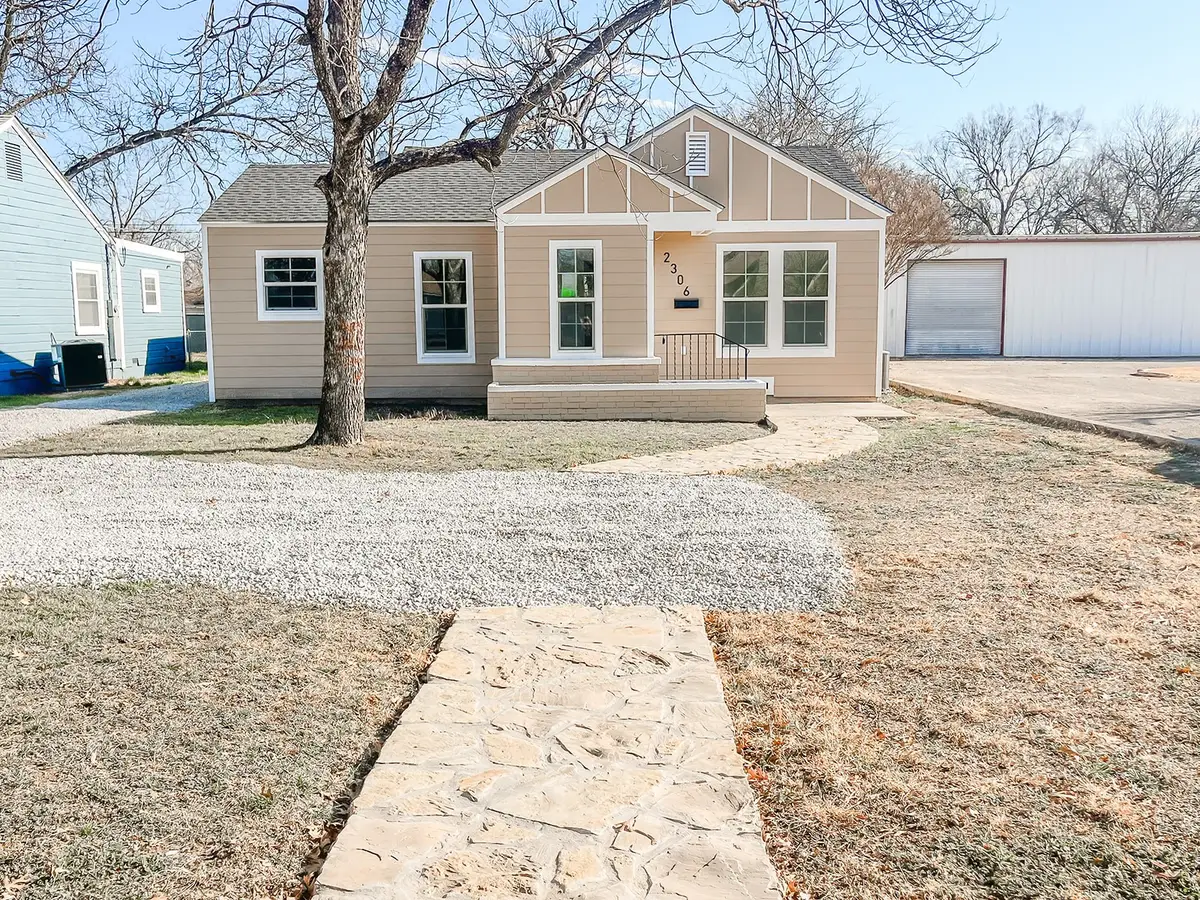 2306 Austin Avenue, Brownwood, TX 76801 - #1