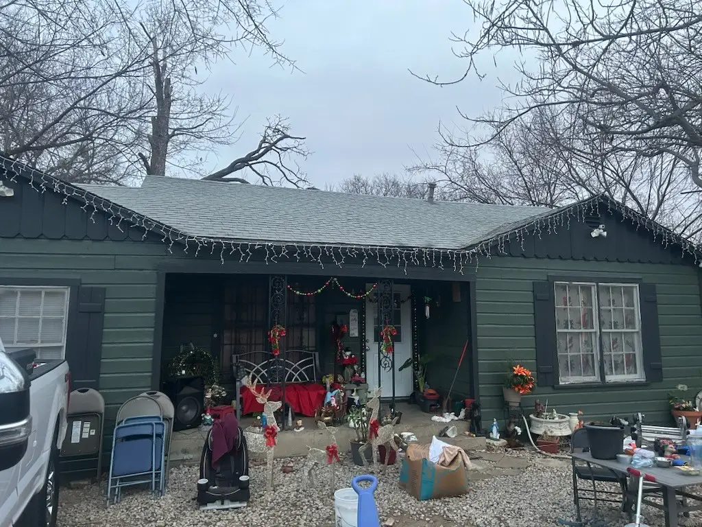 5725 Spencer Street, Fort Worth, TX 76119 - #1