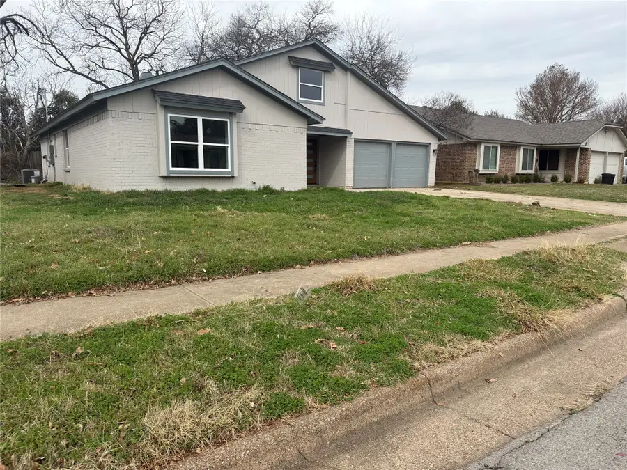 507 Parker Drive, Euless, TX 76039 - #3