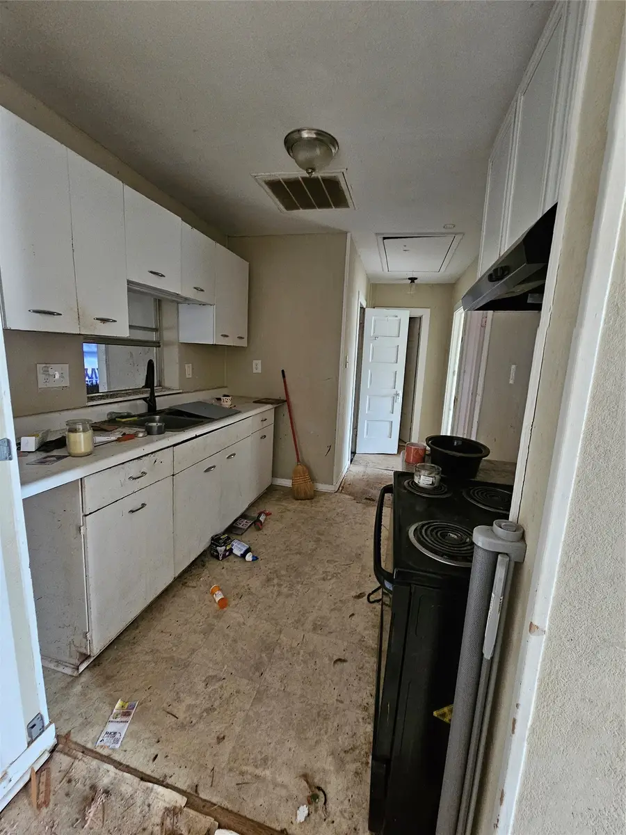 123 Virginia Street, Irving, TX 75061 - #3