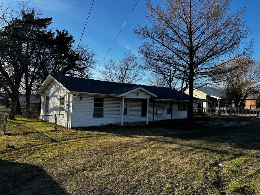 2001 Hickory Tree Road, Balch Springs, TX 75180 - #2