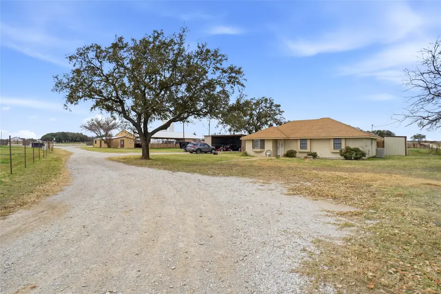 522 S Caddo Street, Lipan, TX 76462 - #2