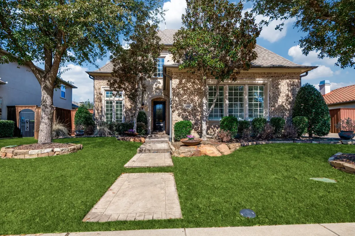 647 Fountainview Drive, Irving, TX 75039 - #1