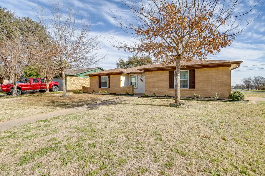 500 Berkshire Court, Burleson, TX 76028 - #3