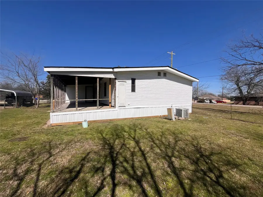 701 S Main Street, Venus, TX 76033 - #3