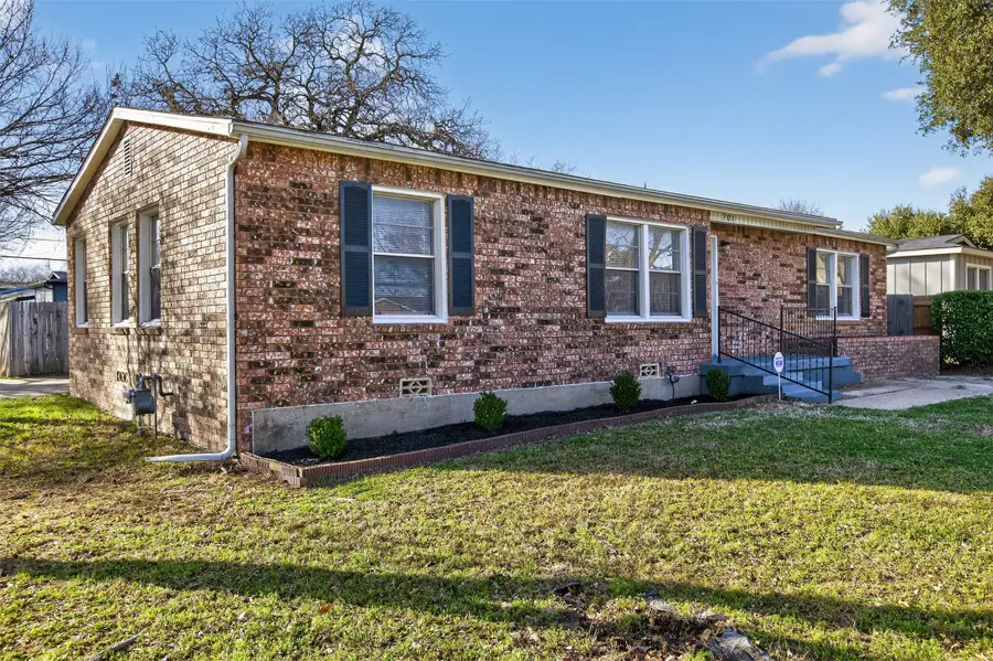 701 Harrison Lane, Hurst, TX 76053 - #3