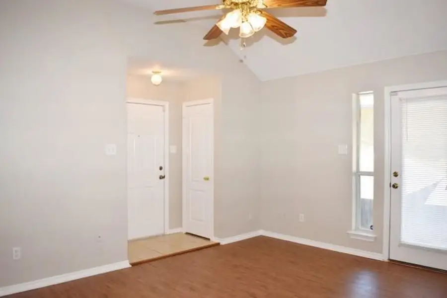 752 Stribling Circle, Azle, TX 76020 - #2