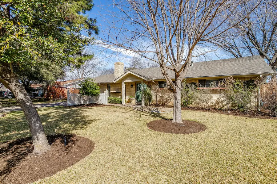 1219 John Reagan Street, Benbrook, TX 76126 - #2