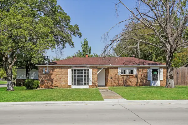 5001 Meadowbrook Drive, Fort Worth, TX 76103