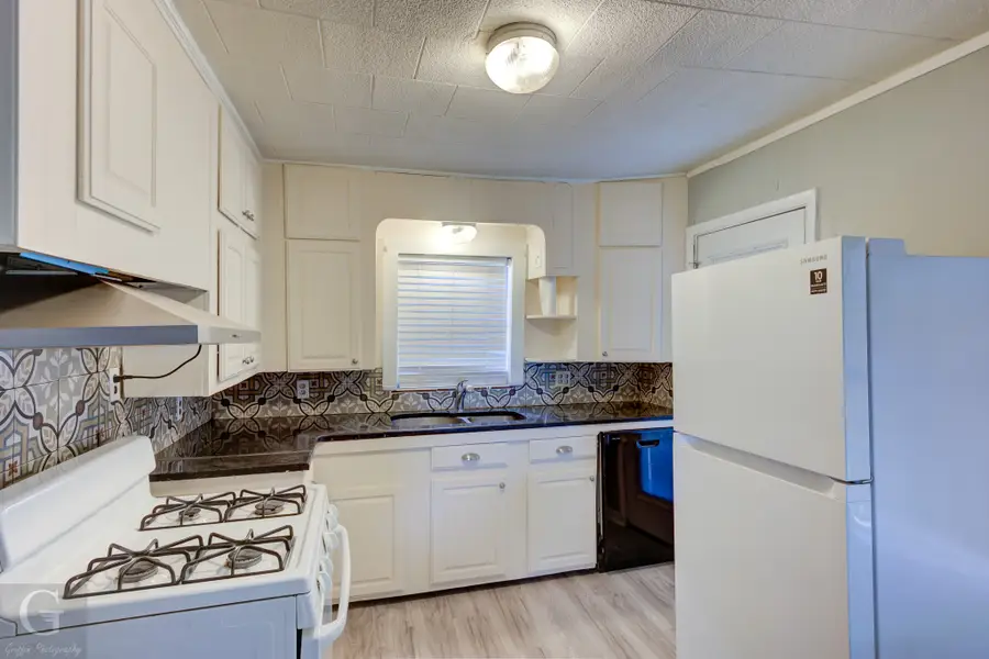 614 Patton Street, Bossier City, LA 71112 - #3