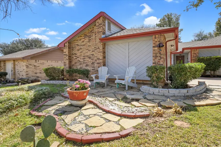 202 Springridge Lane, Euless, TX 76039 - #2