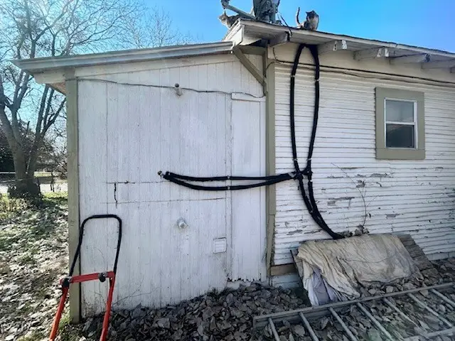 1515 W 9th Avenue, Corsicana, TX 75110 - #3