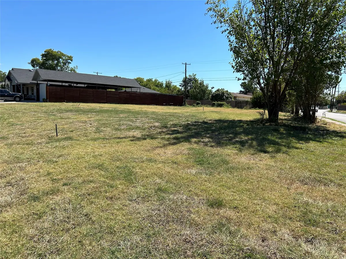 3208 Lockmoor Lane, Dallas, TX 75220 - #1