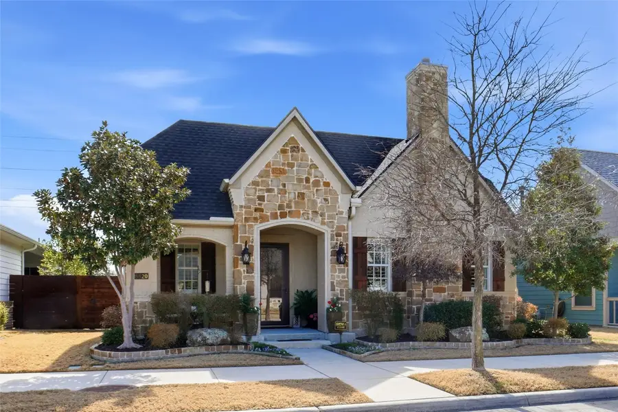 8820 Vermillion Street, North Richland Hills, TX 76180 - #2