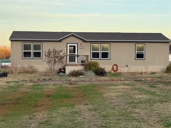 195 Kalinga Drive, Weatherford, TX 76085