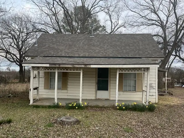 311 S Jernigan Street, Bells, TX 75414 - #1