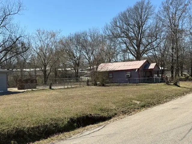 1481 NE 10, Paris, TX 75460 - #2