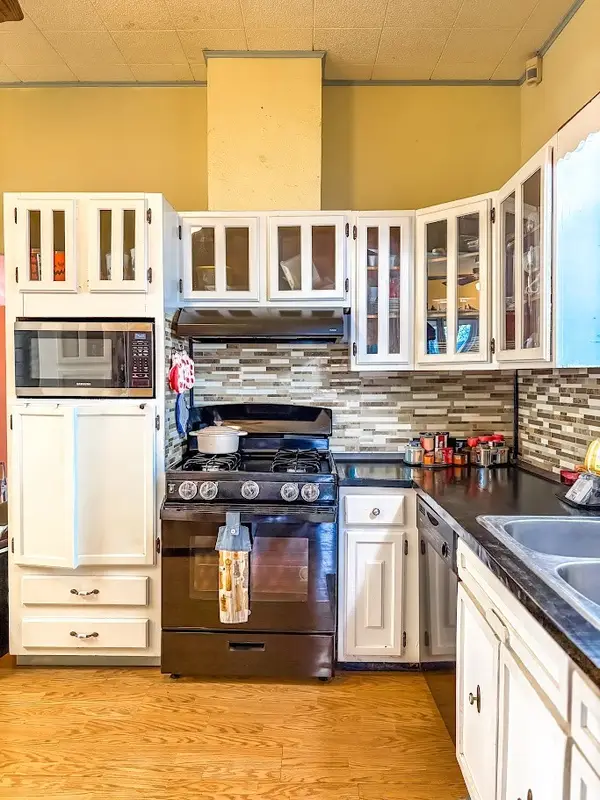 200 S 3rd Street, Wortham, TX 76693