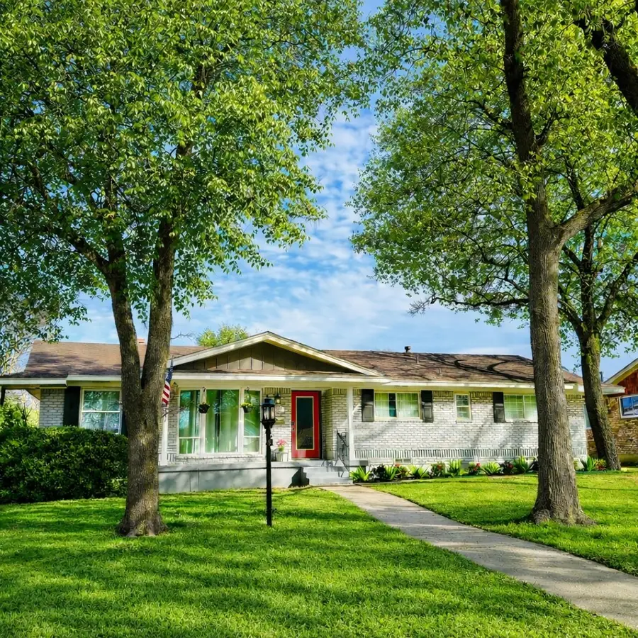 5834 Clendenin Avenue, Dallas, TX 75228 - #2