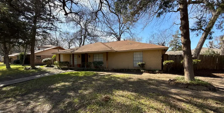 3764 Kiest Valley Parkway, Dallas, TX 75233 - #2