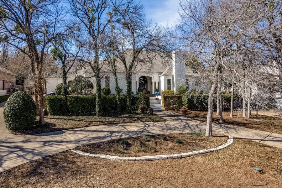 3720 Briarhaven Road, Fort Worth, TX 76109 - #2