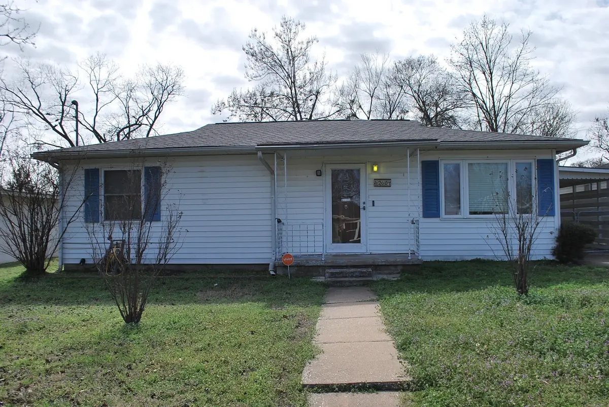 2604 W Johnson Street, Denison, TX 75020 - #1