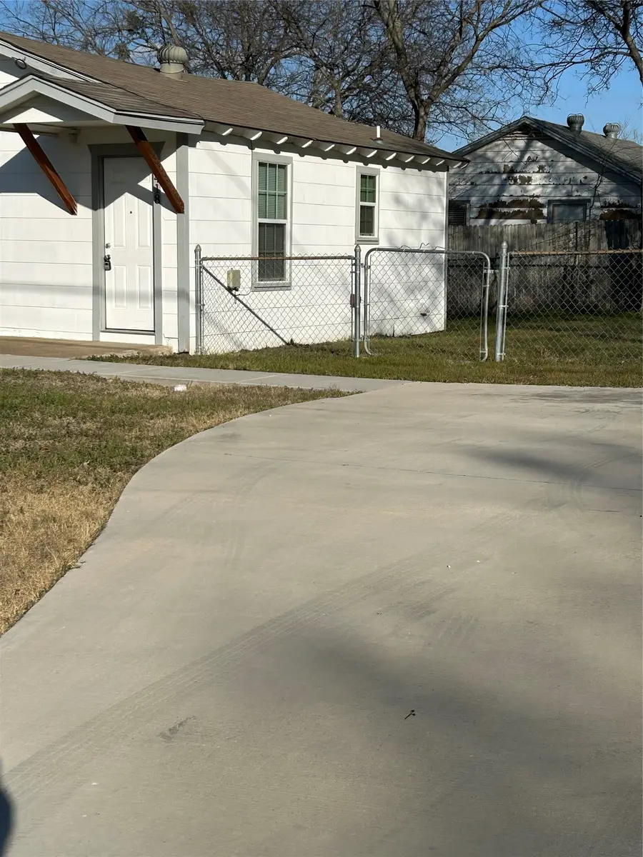 418 Hallvale Drive, Fort Worth, TX 76108 - #3