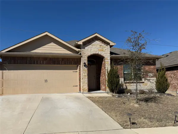 9604 Red Brush Trail, Fort Worth, TX 76131