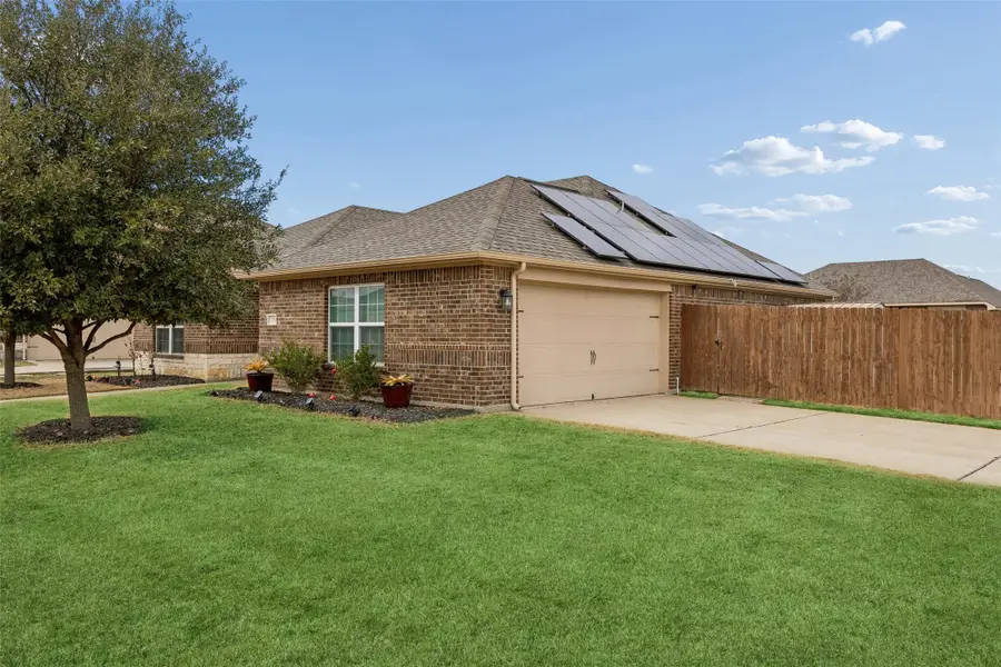 525 Meadow Springs Drive, Glenn Heights, TX 75154 - #2