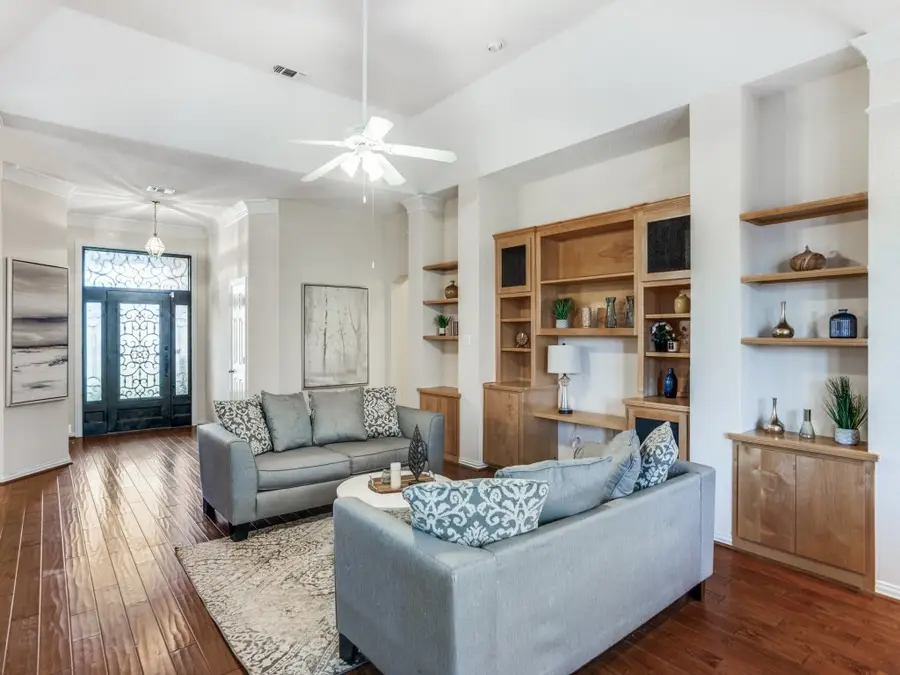 6708 Briarwood Drive, Benbrook, TX 76132 - #2