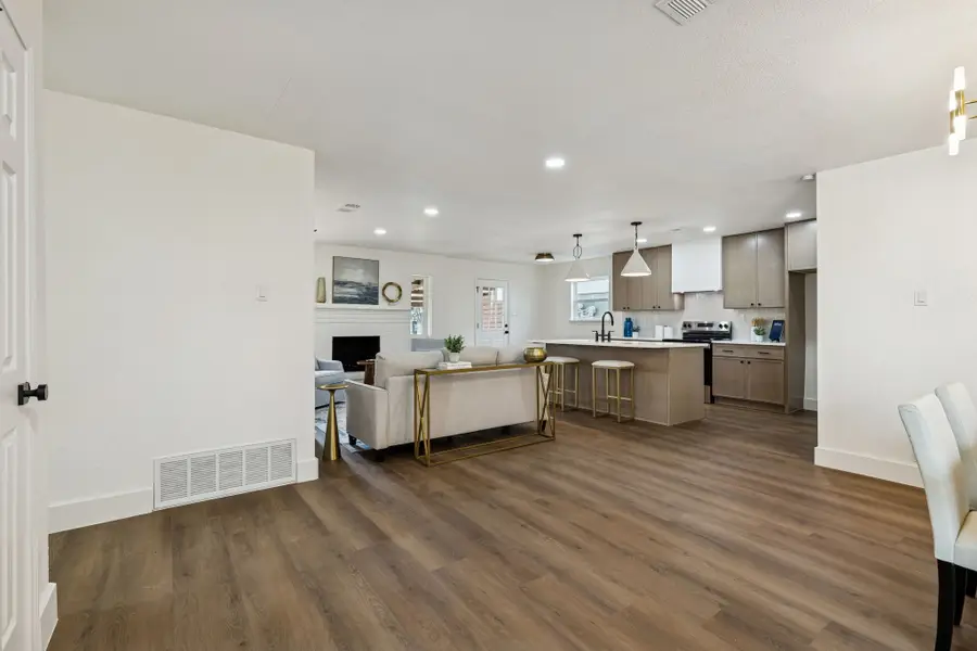 1202 Ryan Avenue, Carrollton, TX 75006 - #3