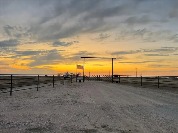 8108 Fm2111, Winters, TX 79567