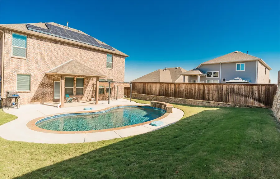 4742 Crestwood Drive, Haltom City, TX 76137 - #2