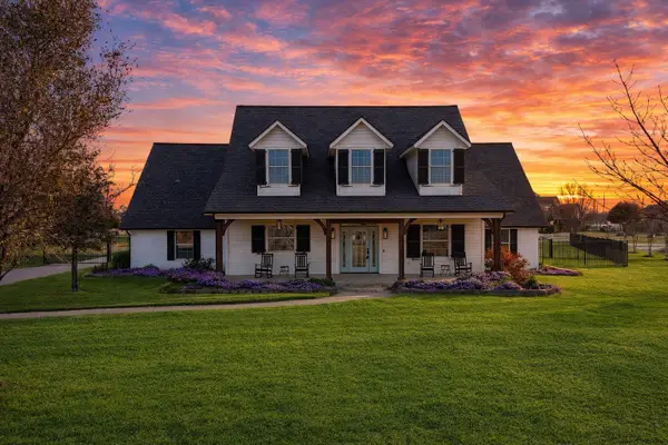 13101 Willow Tree Court, Fort Worth, TX 76052