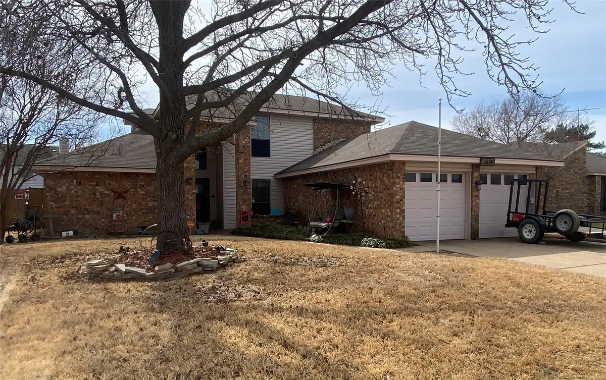 2629 Fairmont Drive, Grand Prairie, TX 75052 - #1