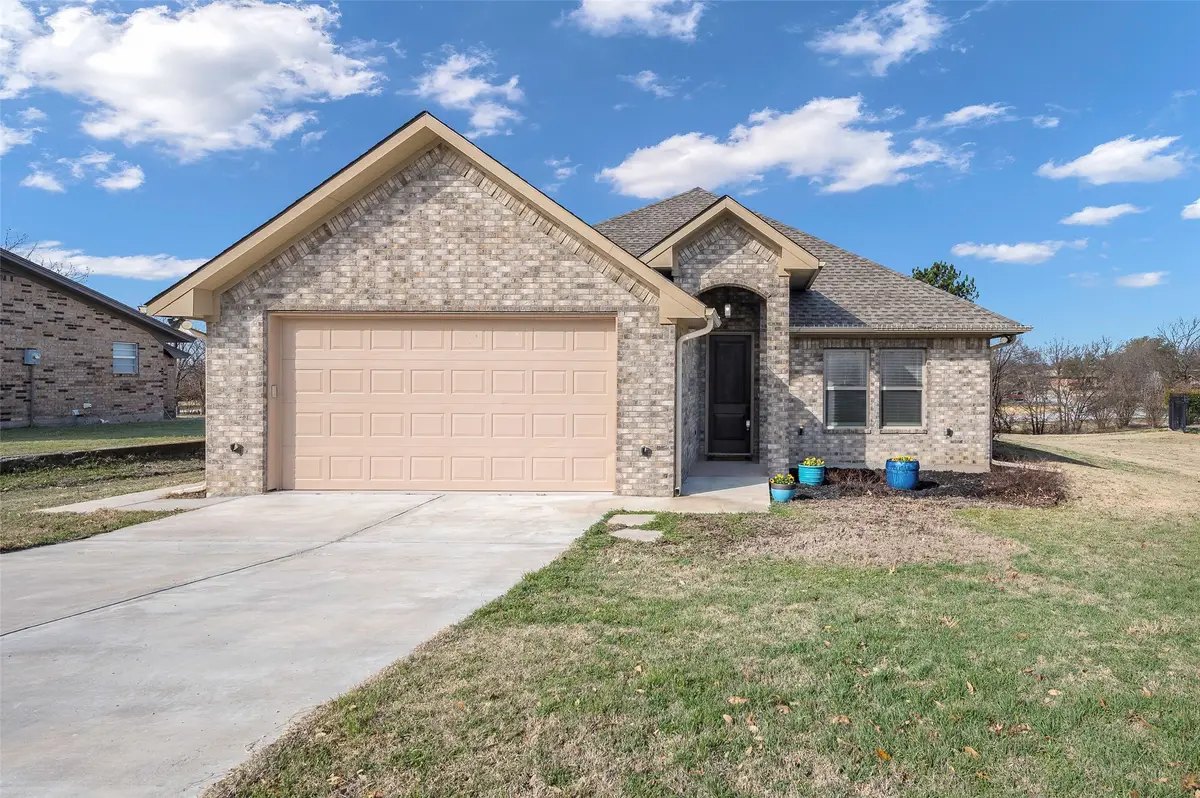 1021 N Maple Street, Muenster, TX 76252 - #1