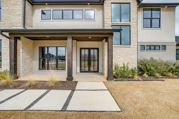 456 Acorn Trail, Granbury, TX 76049