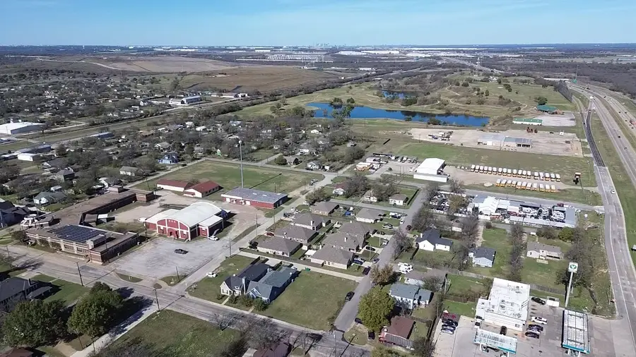 413 E 5th Street, Ellis, TX 75125 - #2