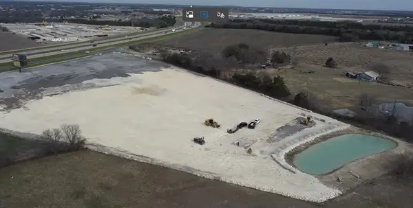 1601 N Interstate 45, Palmer, TX 75152