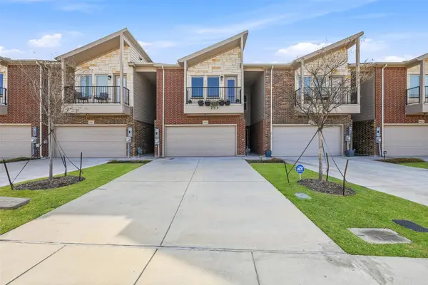 5653 Woodlands Drive, The Colony, TX 75056