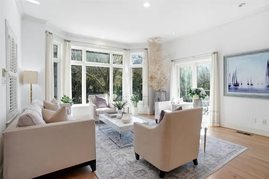 2601 Colby Street, Dallas, TX 75204 - #2