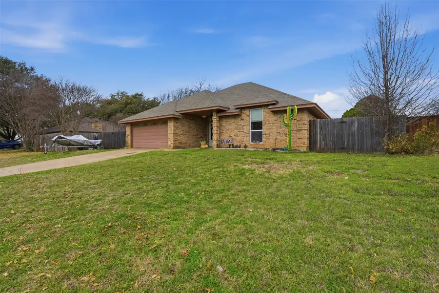 704 Daniels Drive, Crowley, TX 76036 - #3