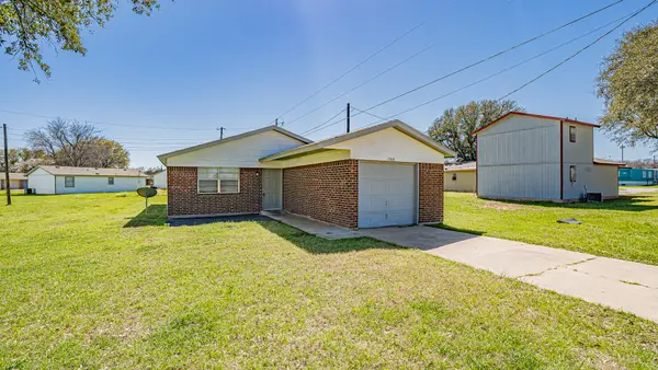 1568 Reef Drive, Pelican Bay, TX 76020