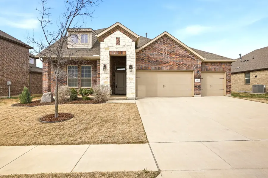 2909 Faro Road, Aubrey, TX 76227 - #2