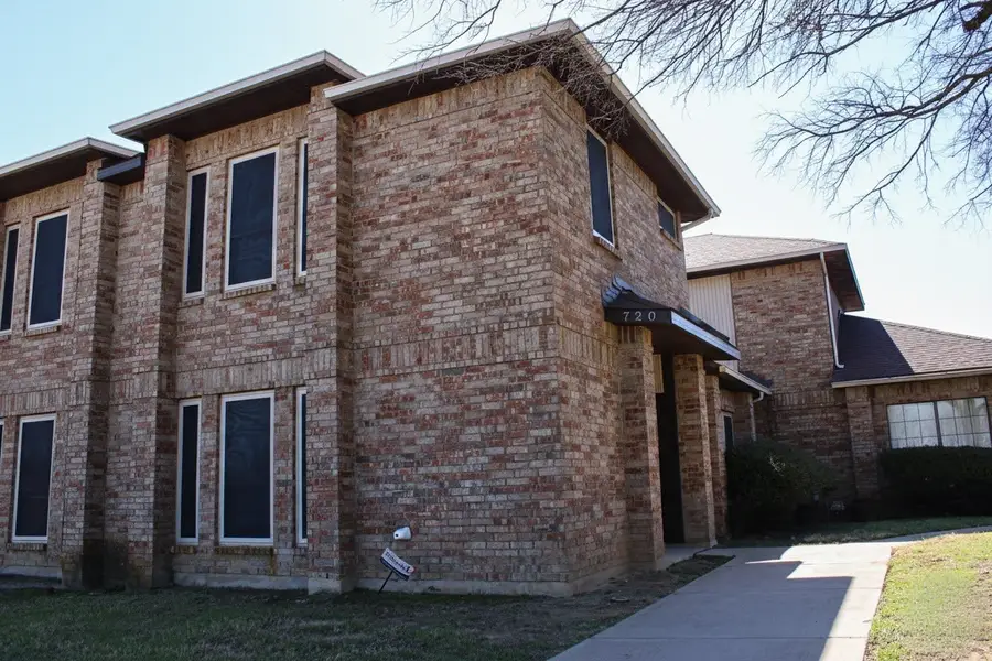 720 Cresent Drive, Desoto, TX 75115 - #2