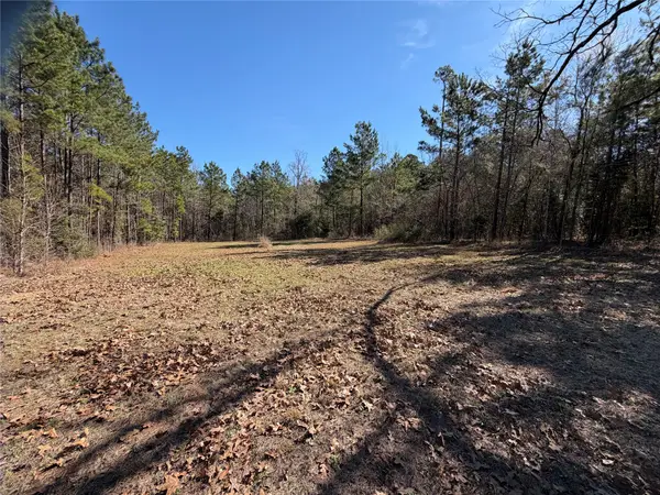 805 County Road 3210, Jacksonville, TX 75766