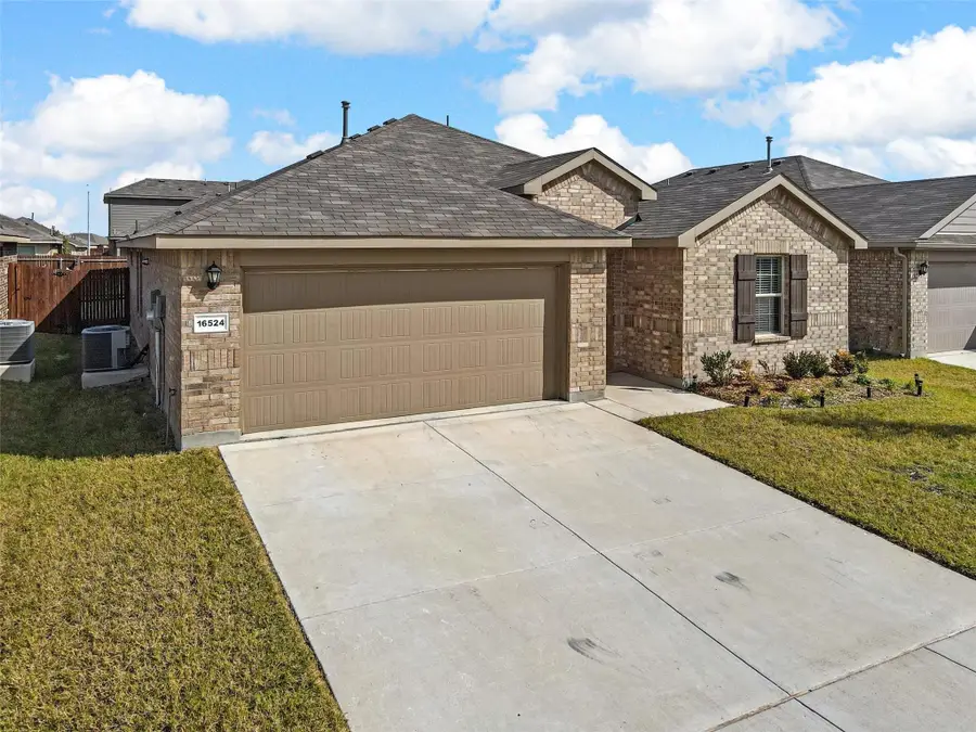 16524 Milwaukee Street, Justin, TX 76247 - #3