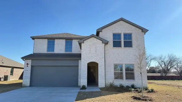 2178 Serenity Lane, Arlington, TX 76015