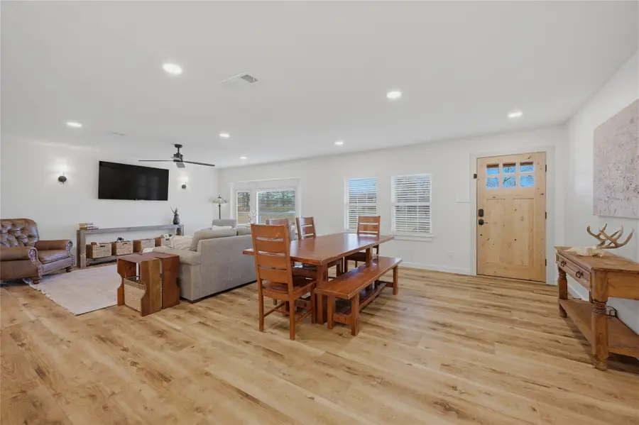 1234 Kiowa Drive W, Lake Kiowa, TX 76240 - #3